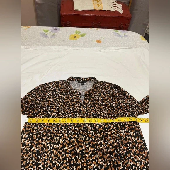 (26) Cocomo Petite Blouse with Black and Brown Pattern - Picture 6 of 15